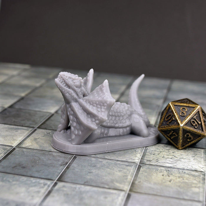 Dnd accessories Frilled Lizard dnd miniature for tabletop wargames is 3D printed-Miniature-Brite Minis- GriffonCo Shoppe