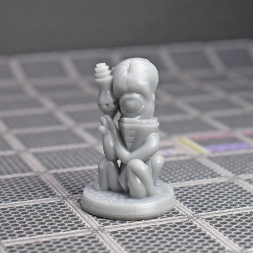 Dnd miniature Alien with Pistol is 3D Printed for tabletop wargaming minis and dnd figures-Miniature-Brite Minis- GriffonCo Shoppe