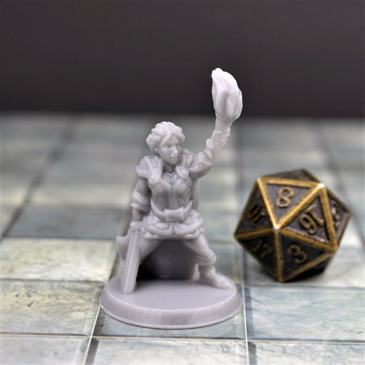 Dnd miniature Female Adventurer is 3D Printed for tabletop wargaming minis and dnd figures-Miniature-Brite Minis- GriffonCo Shoppe