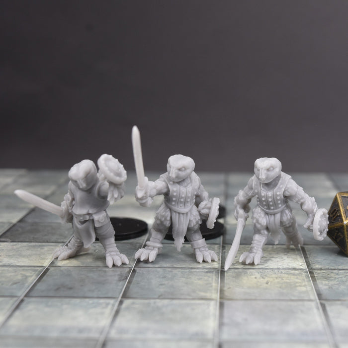 Dnd miniature set of Owlfolk Swordsman 3D Printed unpainted figures for tabletop wargaming-Miniature-Duncan Shadow- GriffonCo Shoppe