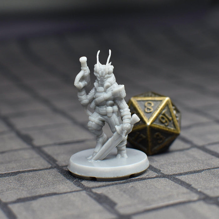 Miniature dnd figures Alien Insectoid Warrior 3D printed for tabletop wargames and miniatures-Miniature-EC3D- GriffonCo Shoppe