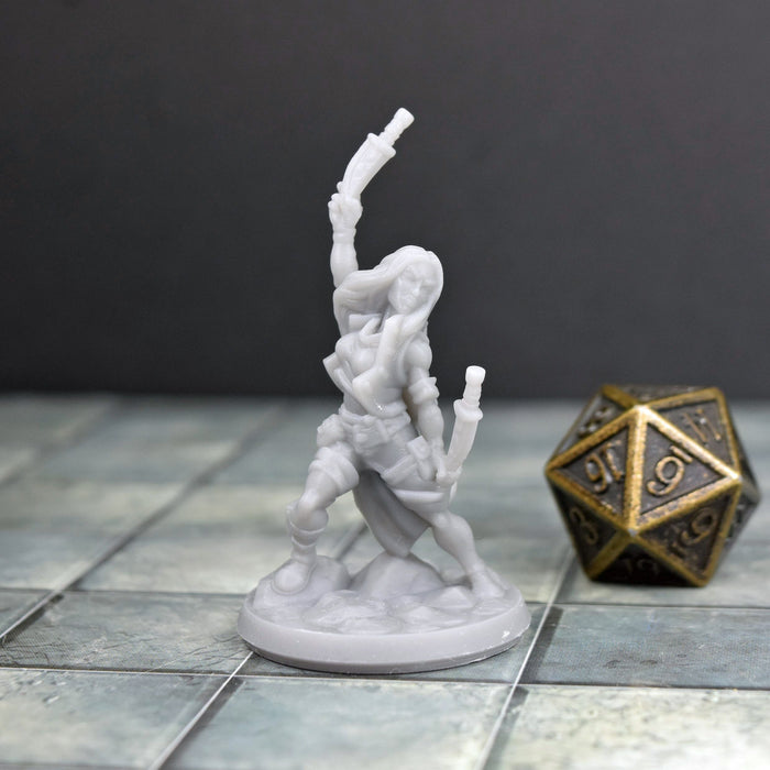 Miniature dnd figures Female Human Rogue with Knives 3D printed for tabletop wargames and miniatures-Miniature-Arbiter- GriffonCo Shoppe