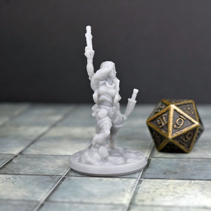 Miniature dnd figures Female Human Rogue with Knives 3D printed for tabletop wargames and miniatures-Miniature-Arbiter- GriffonCo Shoppe