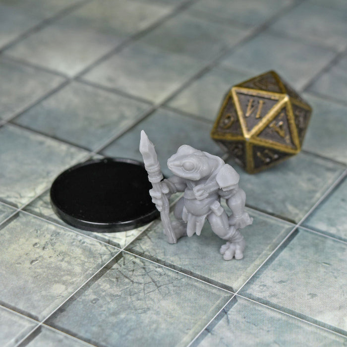 Miniature dnd figures Frog Guard 3D printed for tabletop wargames and miniatures-Miniature-Duncan Shadow- GriffonCo Shoppe