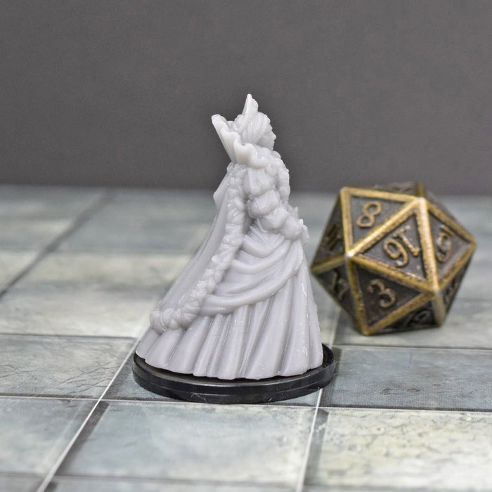 Miniature dnd figures Queen 3D printed for tabletop wargames and miniatures-Miniature-Vae Victis- GriffonCo Shoppe