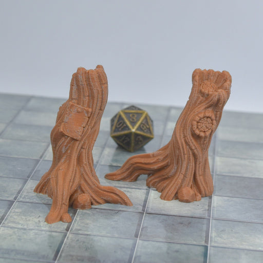 Tabletop wargaming terrain Wanted Tree Post for dnd accessories-Scatter Terrain-Vae Victis- GriffonCo Shoppe