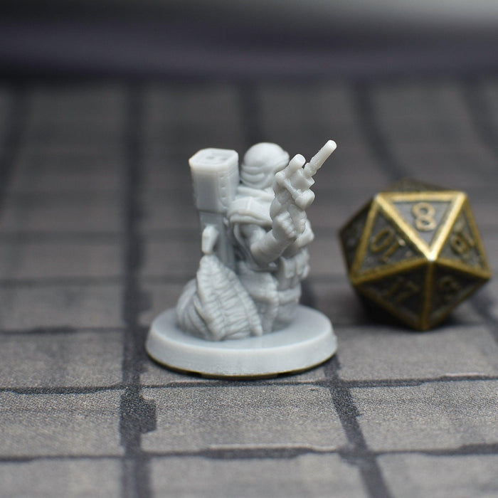dnd miniature Alien Bounty Hunter Slug for dungeons and slaying dragons in tabletop wargaming.-Miniature-EC3D- GriffonCo Shoppe