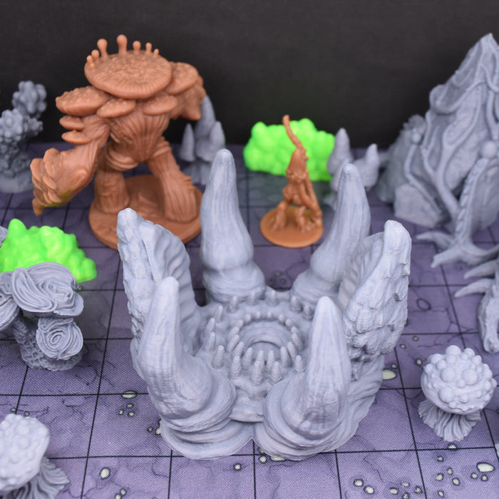 dnd miniature Breaching Sand Worm for dungeons and slaying dragons in tabletop wargaming.-Miniature-EC3D- GriffonCo Shoppe