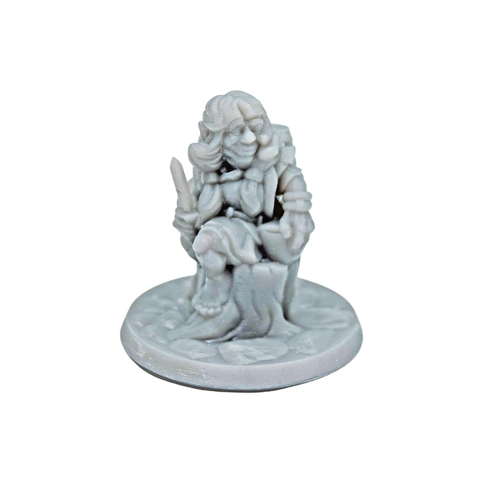 dnd miniature Gnome Rogue Female for dungeons and slaying dragons in tabletop wargaming.-Miniature-Arbiter- GriffonCo Shoppe