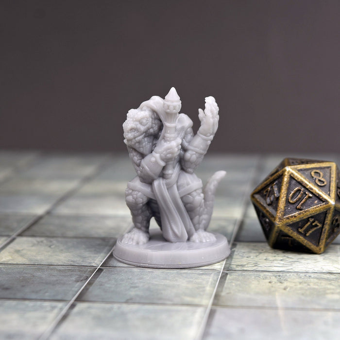 dnd miniature Lizardman Mage for dungeons and slaying dragons in tabletop wargaming.-Miniature-Brite Minis- GriffonCo Shoppe