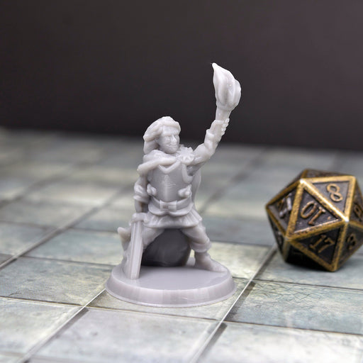 dnd miniature Male Adventurer for dungeons and slaying dragons in tabletop wargaming.-Miniature-Brite Minis- GriffonCo Shoppe
