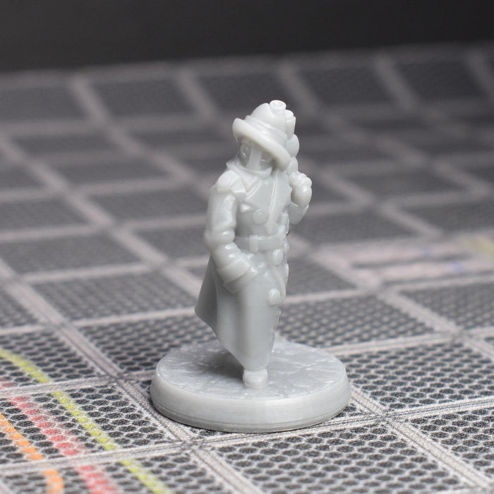dnd miniature Robot Detective for dungeons and slaying dragons in tabletop wargaming.-Miniature-Brite Minis- GriffonCo Shoppe