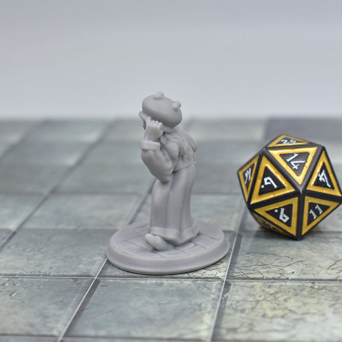 dnd miniature Villager Pot Head for tabletop wargaming is 3D printed-Miniature-Brite Minis- GriffonCo Shoppe